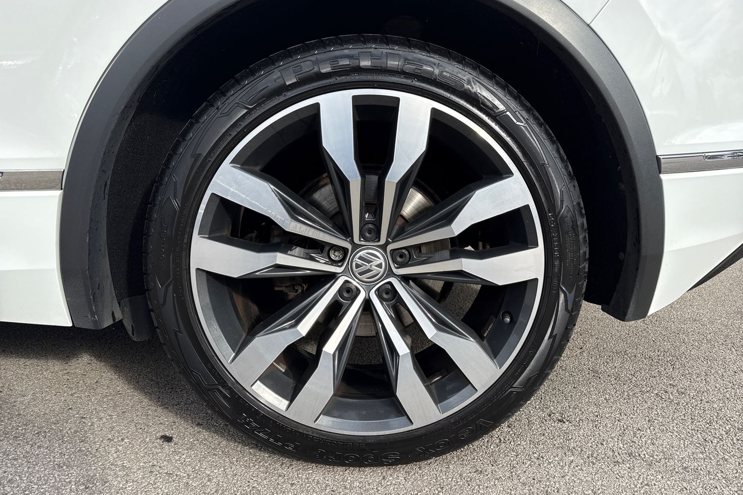 Used Volkswagen Tiguan 2017 for sale - 76374697: Photo 13