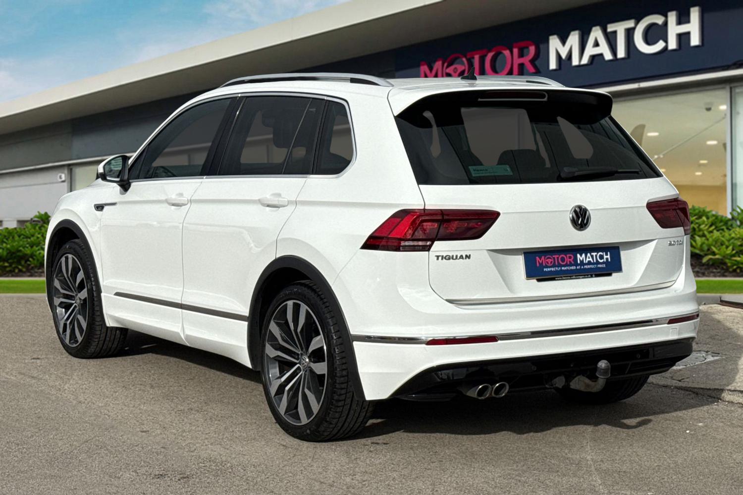 Used Volkswagen Tiguan 2017 for sale - 76374697: Photo 2