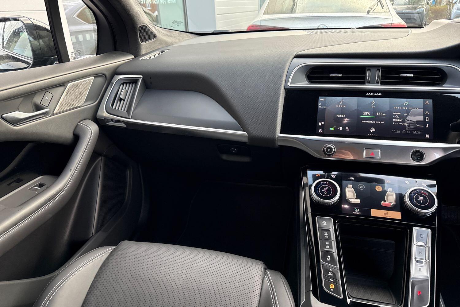 Used Jaguar I-Pace 2023 for sale - 76972745: Photo 15