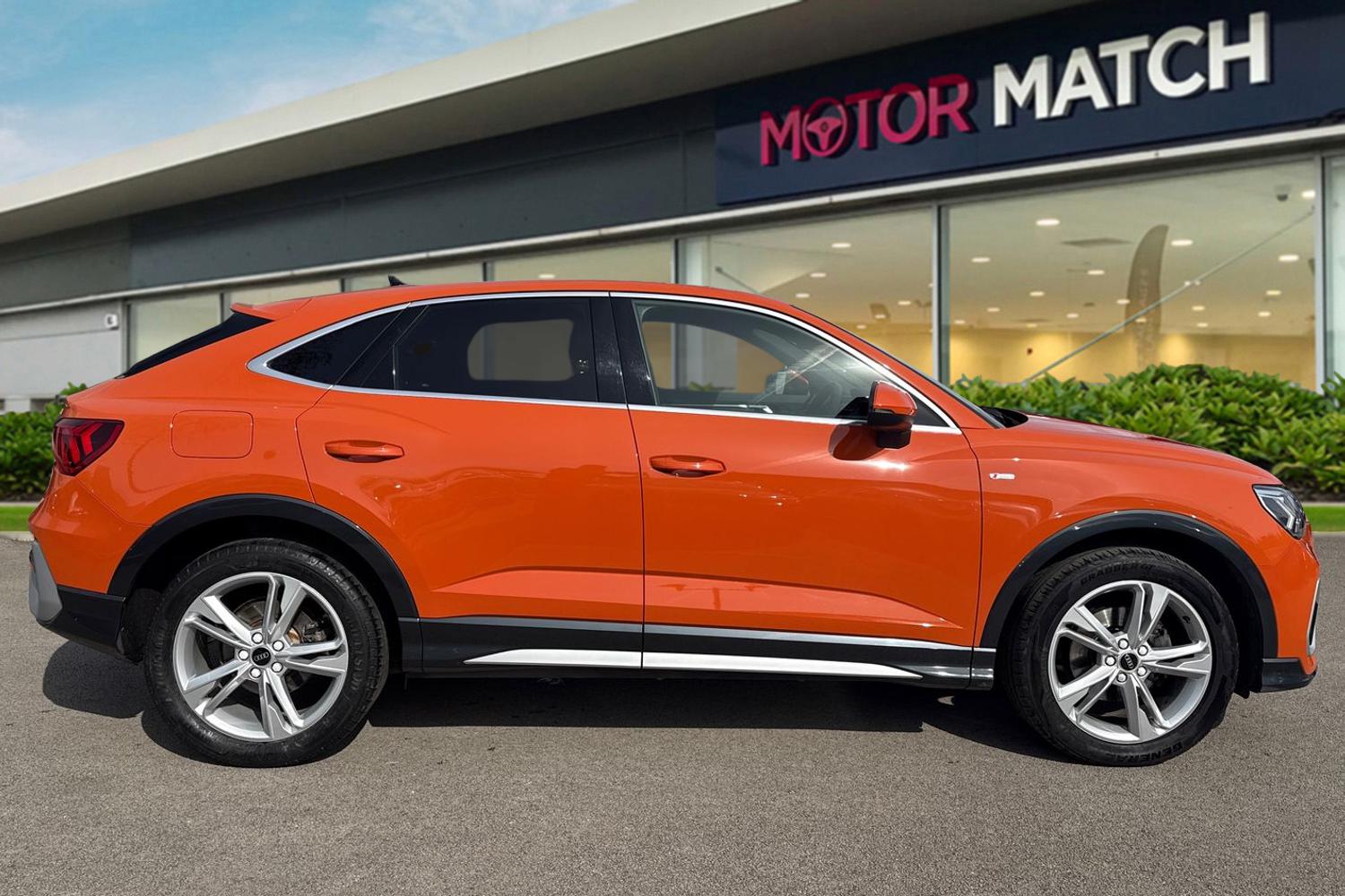 Used Audi Q3 2020 for sale - 78209542: Photo 3