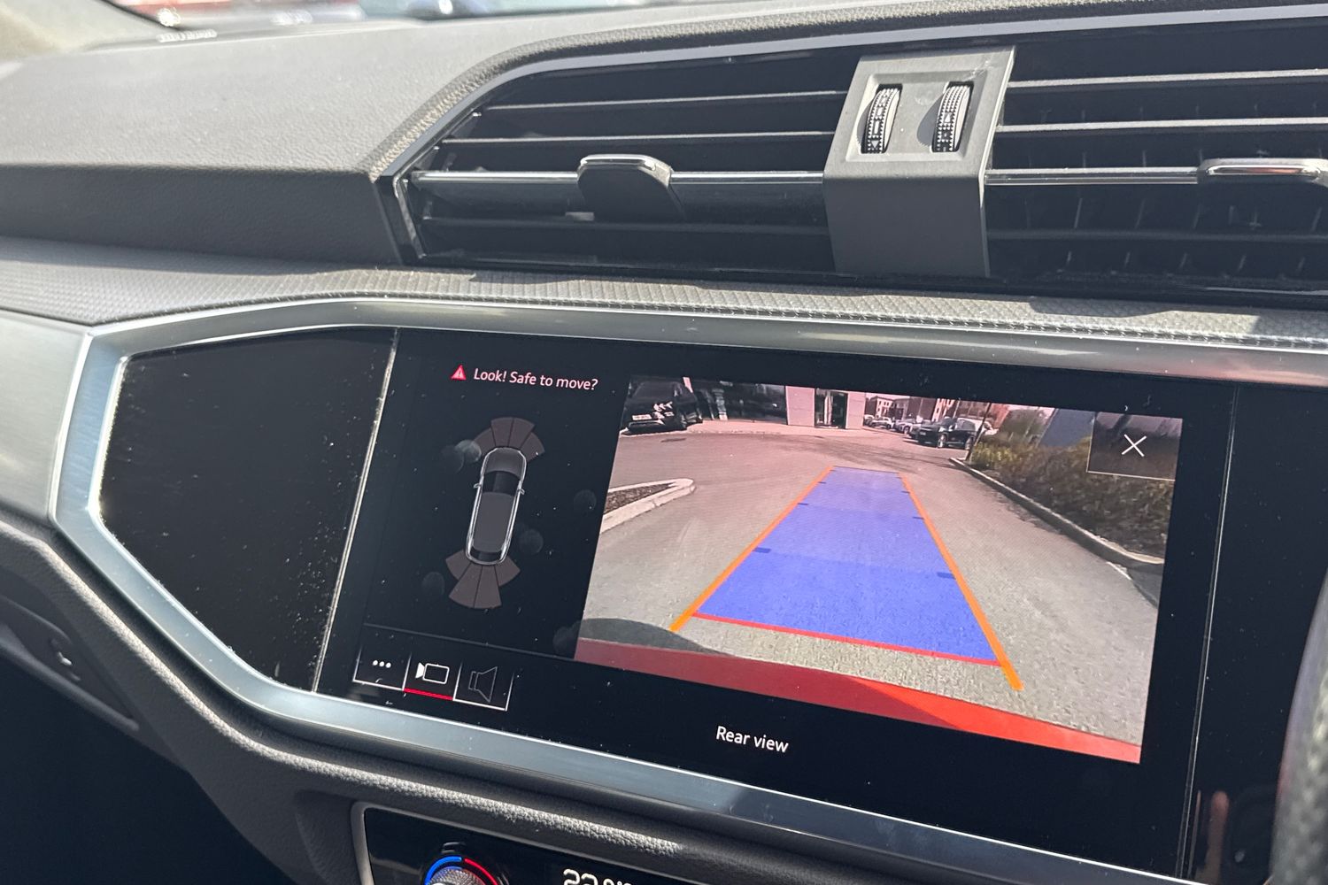 Used Audi Q3 2020 for sale - 78209542: Photo 54