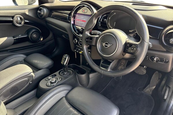 Used MINI Electric Hatch 2022 for sale - 76102171: Photo 14