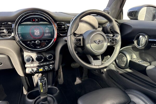 Used MINI Electric Hatch 2022 for sale - 76102171: Photo 18