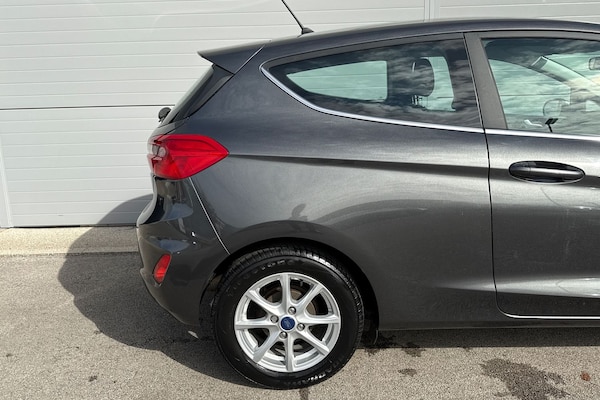 Used Ford Fiesta 2018 for sale - 76106820: Photo 25