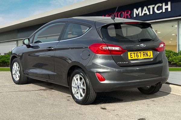 Used Ford Fiesta 2018 for sale - 76106820: Photo 2
