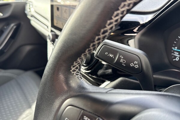 Used Ford Fiesta 2018 for sale - 76106820: Photo 51