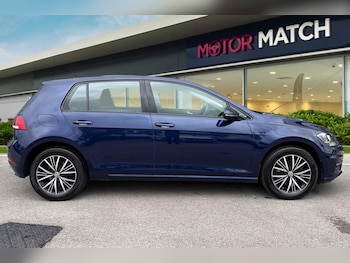 Used Volkswagen Golf 2017 for sale - 75407756: Photo