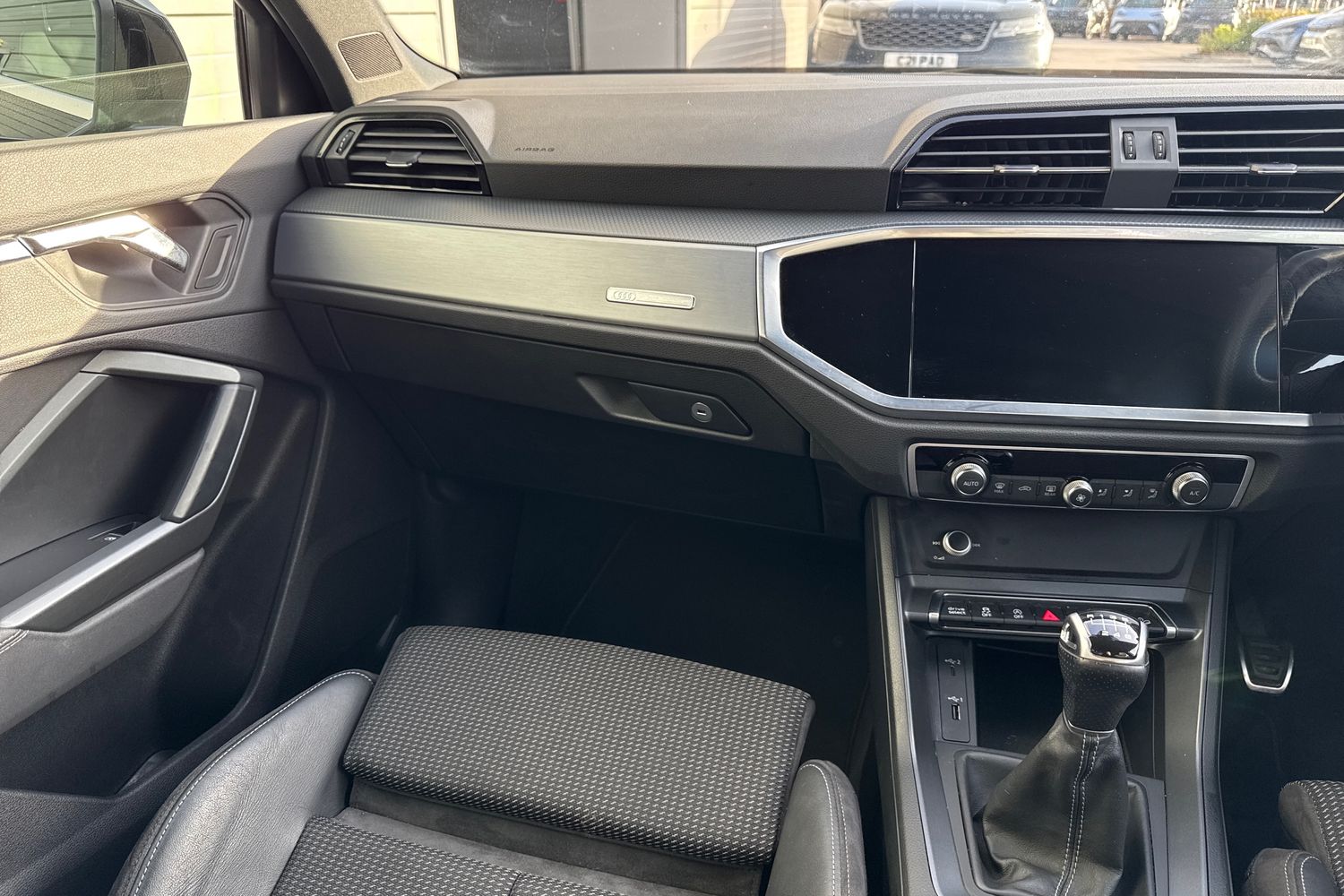 Used Audi Q3 2020 for sale - 76916393: Photo 19