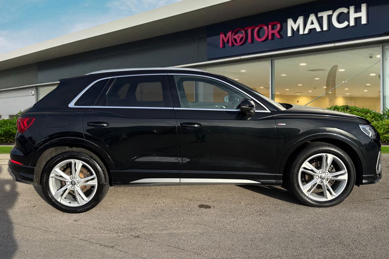 Used Audi Q3 2020 for sale - 76916393: Photo 3