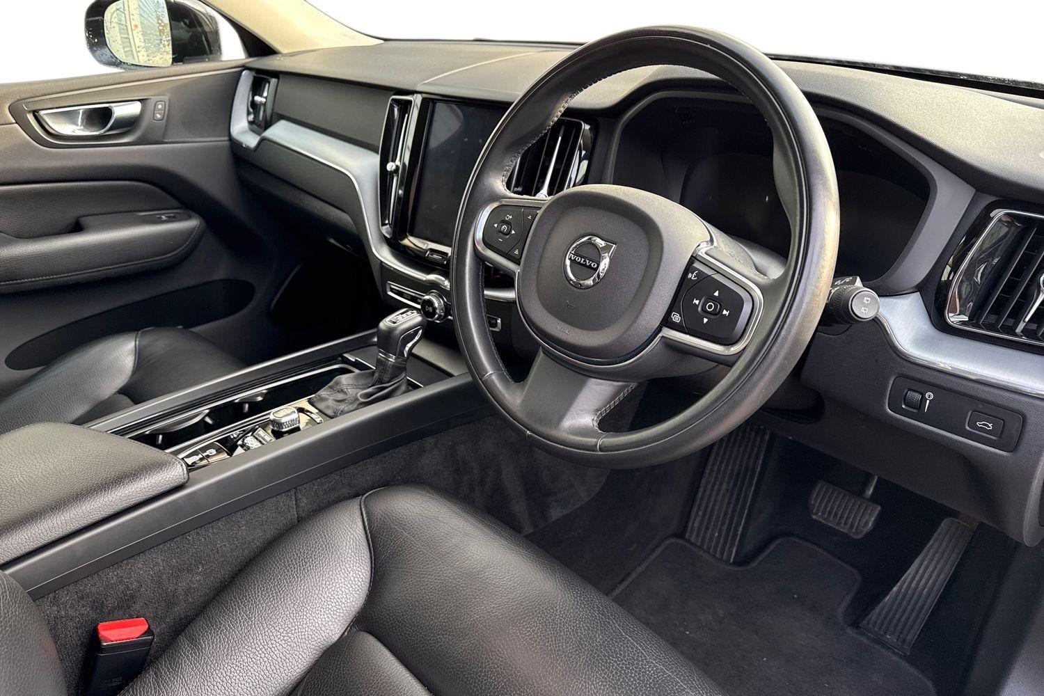 Used Volvo XC60 2020 for sale - 76847881: Photo 8