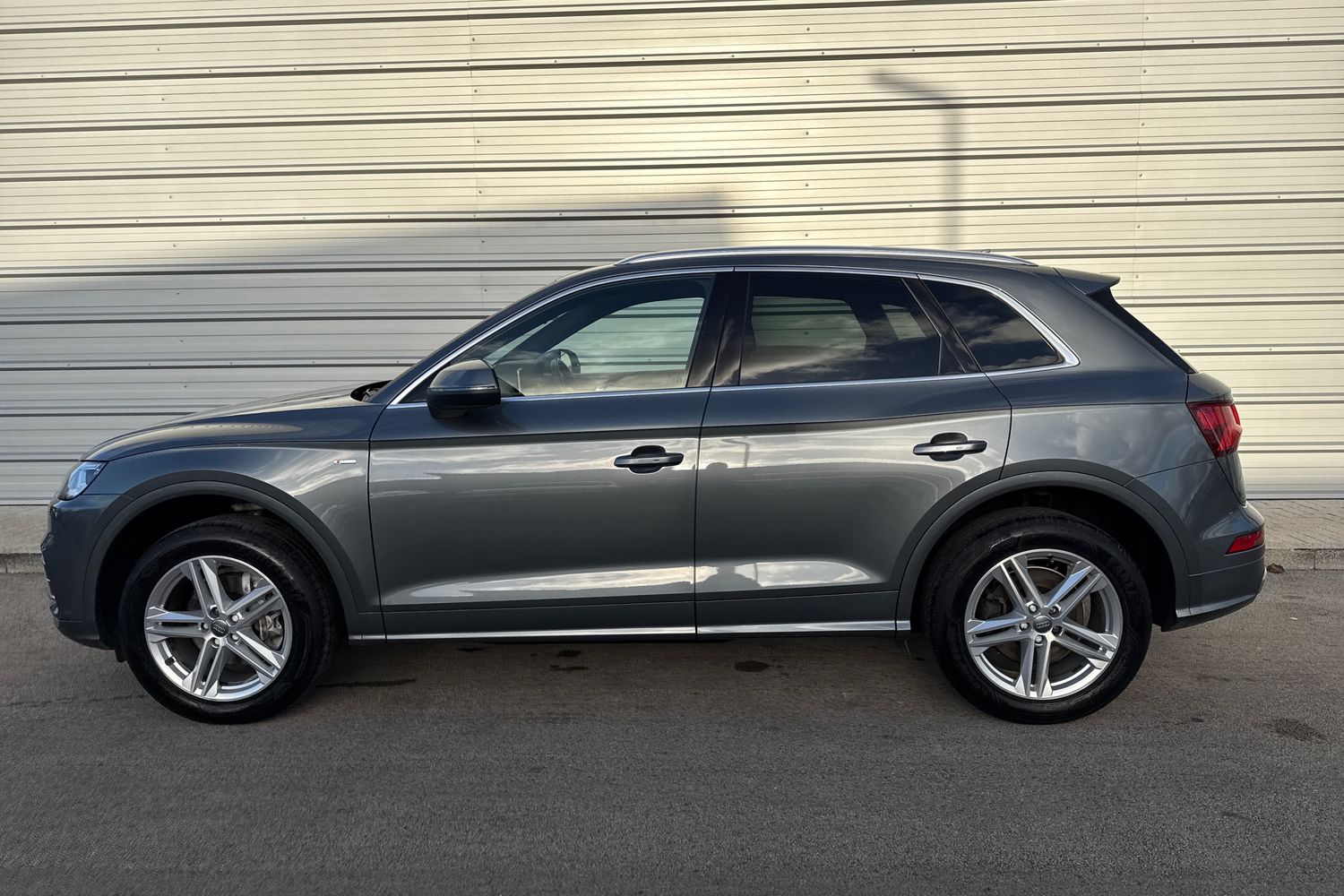 Used Audi Q5 2020 for sale - 77093526: Photo 32