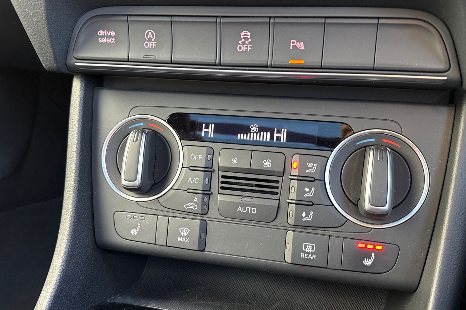 Used Audi Q3 2018 for sale - 76697637: Photo 22