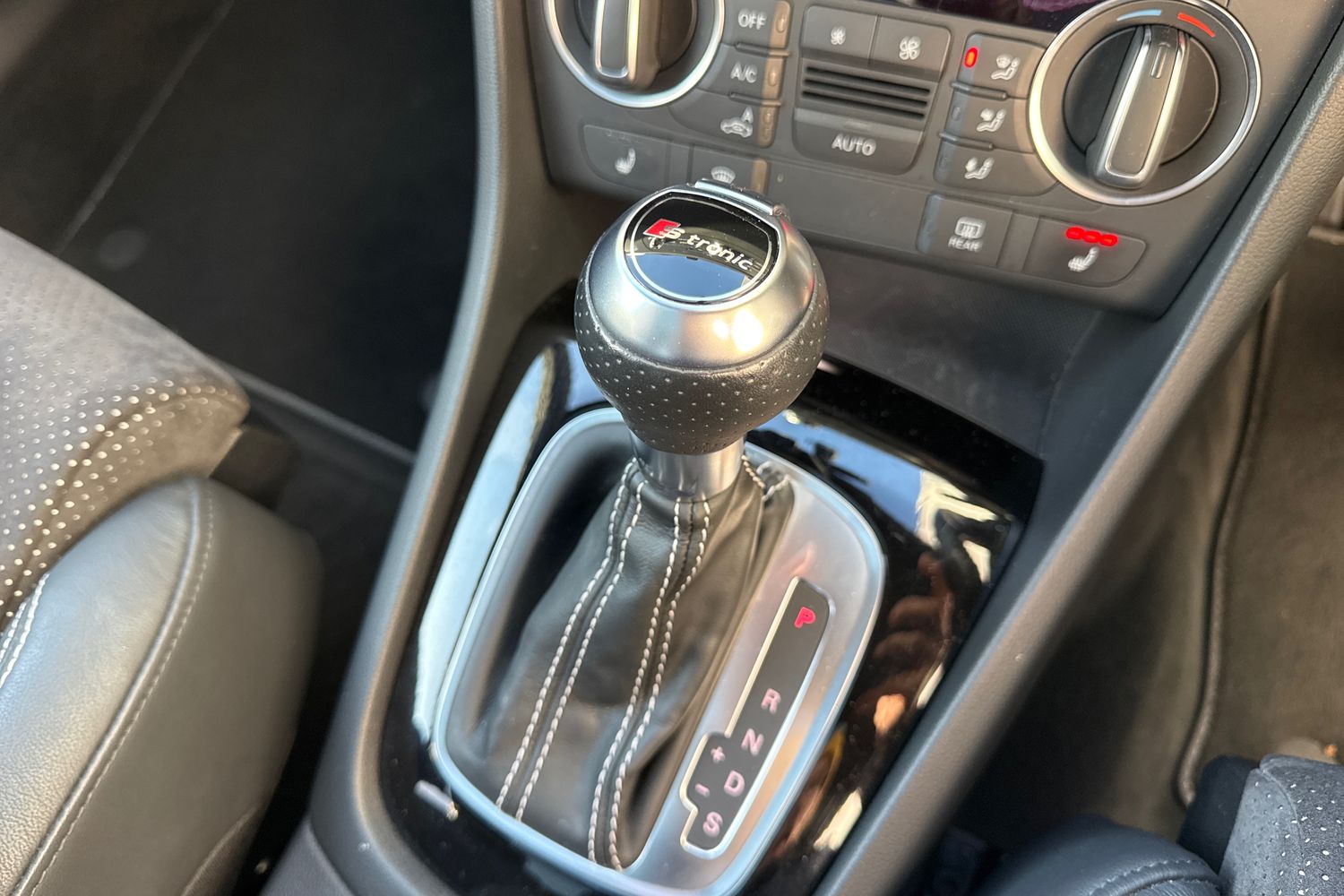 Used Audi Q3 2018 for sale - 76697637: Photo 23