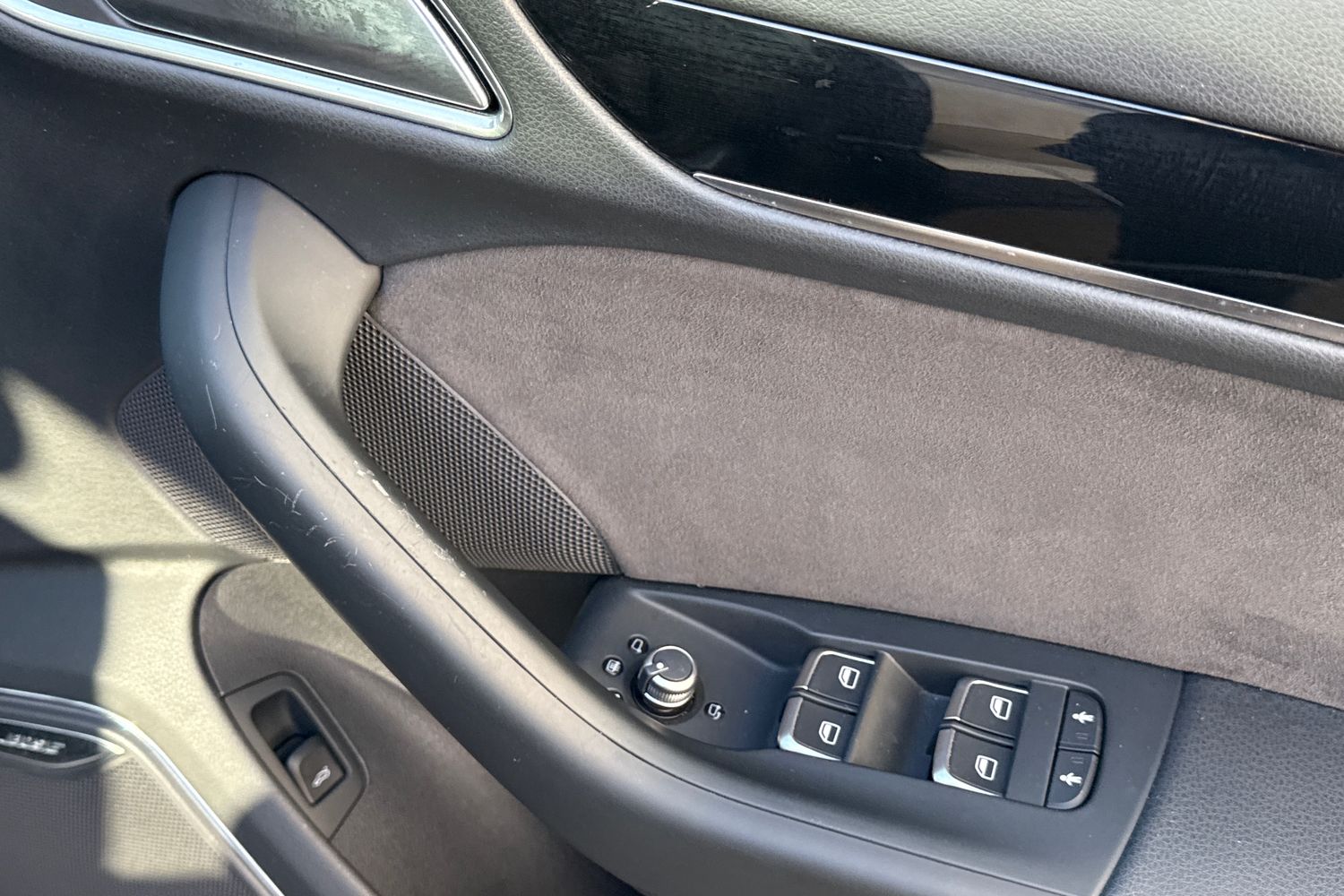 Used Audi Q3 2018 for sale - 76697637: Photo 41