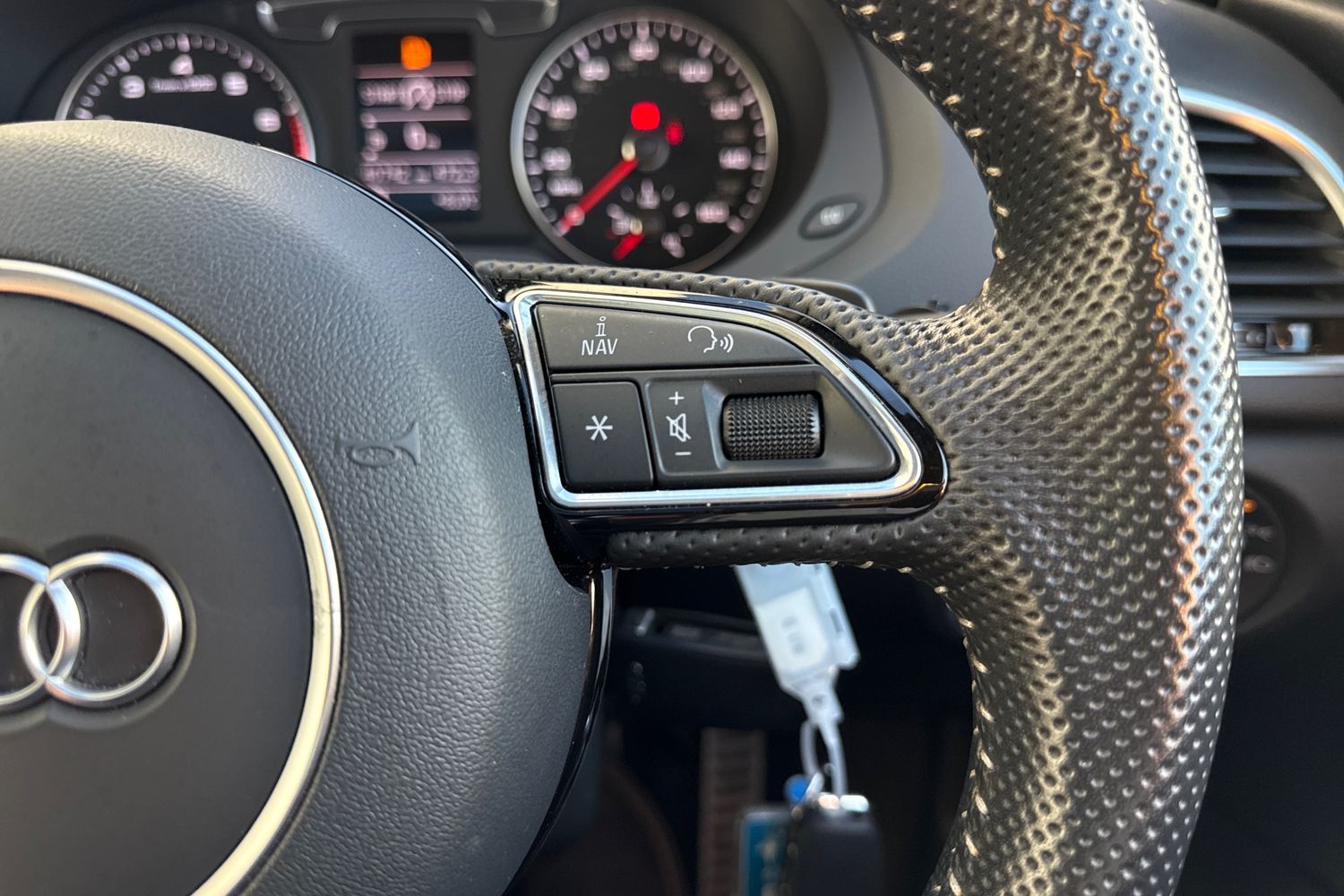 Used Audi Q3 2018 for sale - 76697637: Photo 57