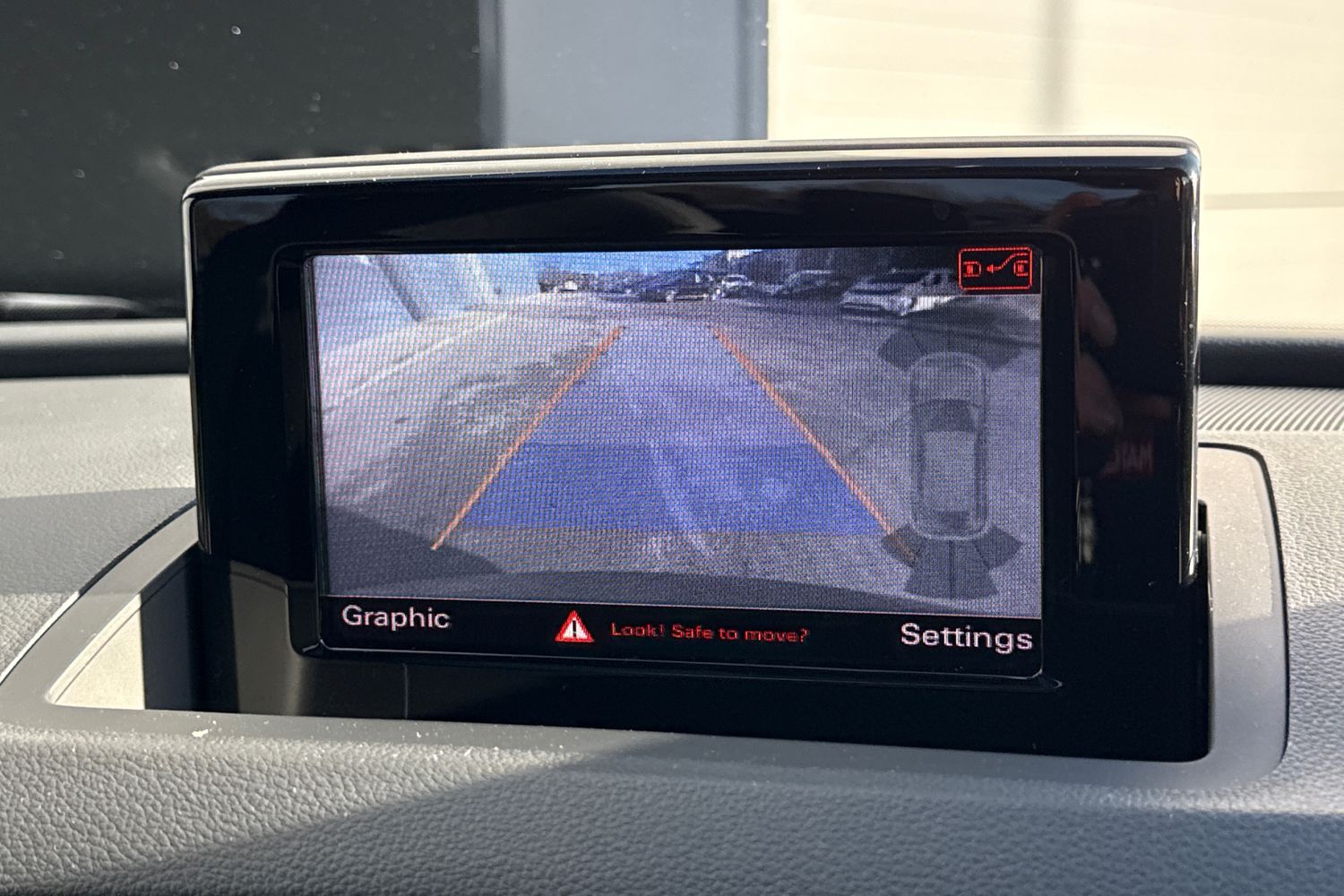 Used Audi Q3 2018 for sale - 76697637: Photo 61