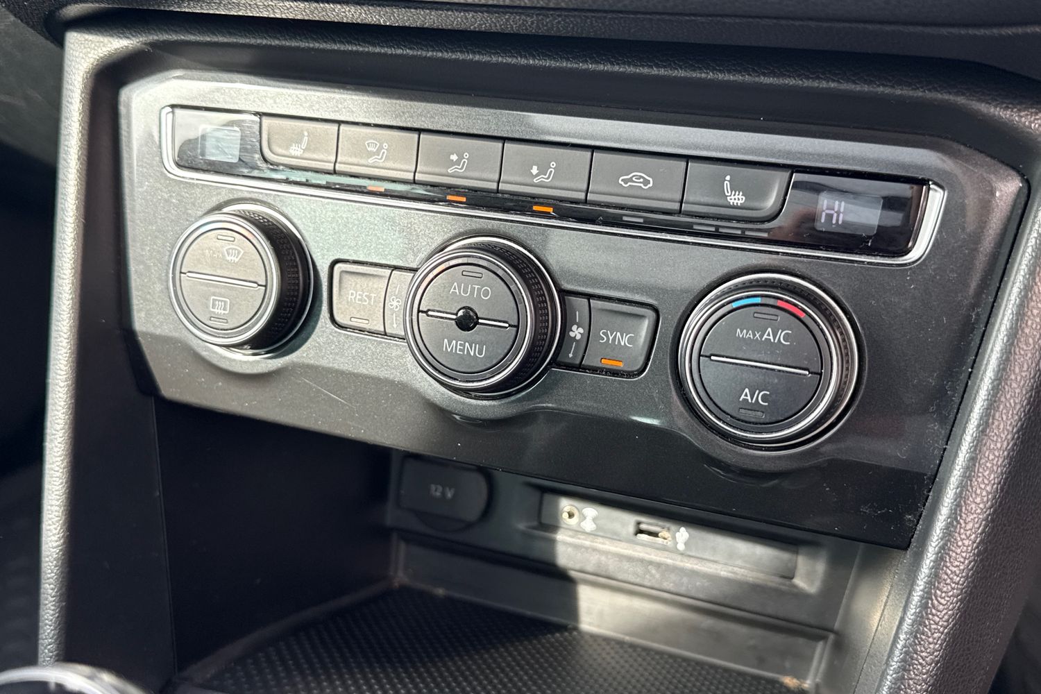 Used Volkswagen Tiguan 2016 for sale - 77973422: Photo 22