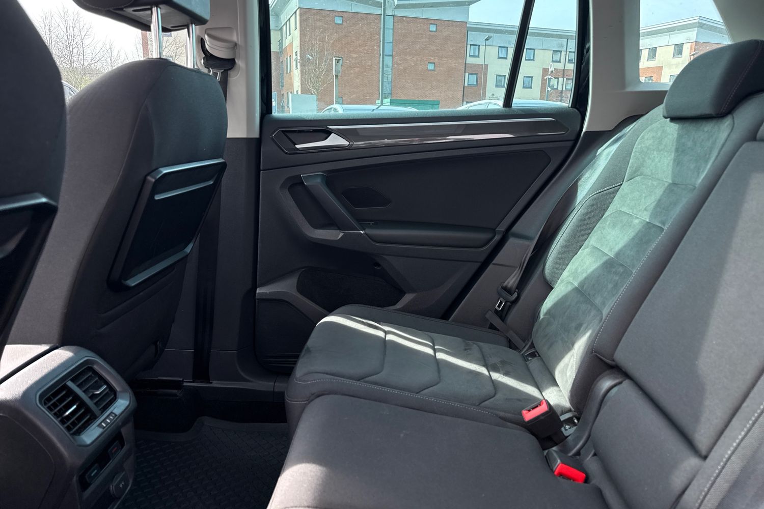 Used Volkswagen Tiguan 2016 for sale - 77973422: Photo 28