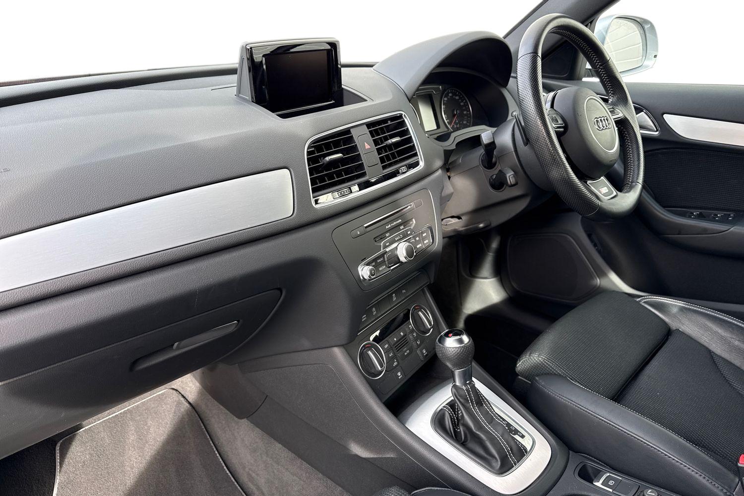 Used Audi Q3 2017 for sale - 77589445: Photo 15