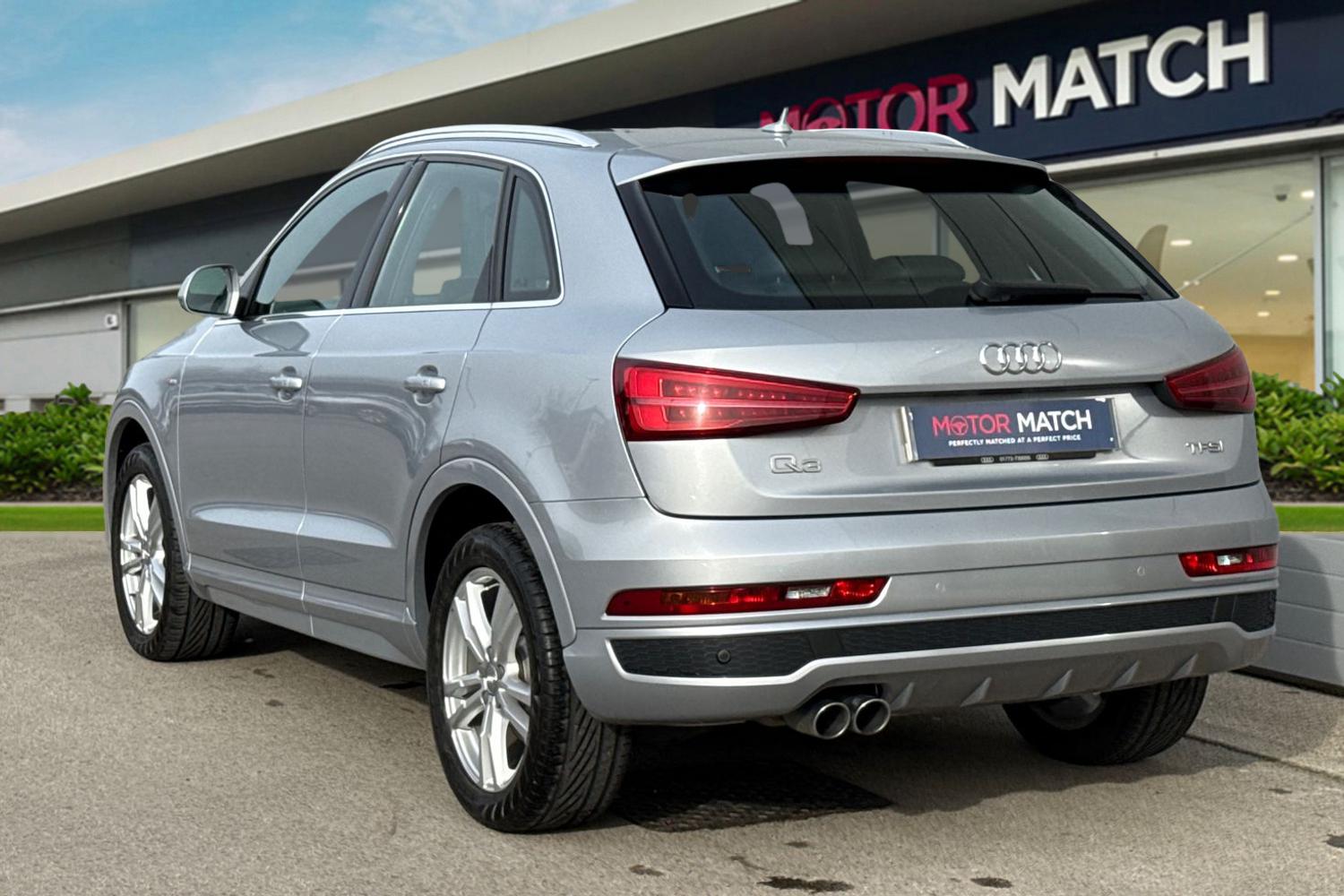 Used Audi Q3 2017 for sale - 77589445: Photo 2