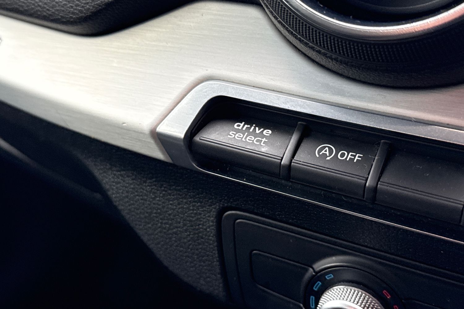 Used Audi Q2 2020 for sale - 77382907: Photo 40