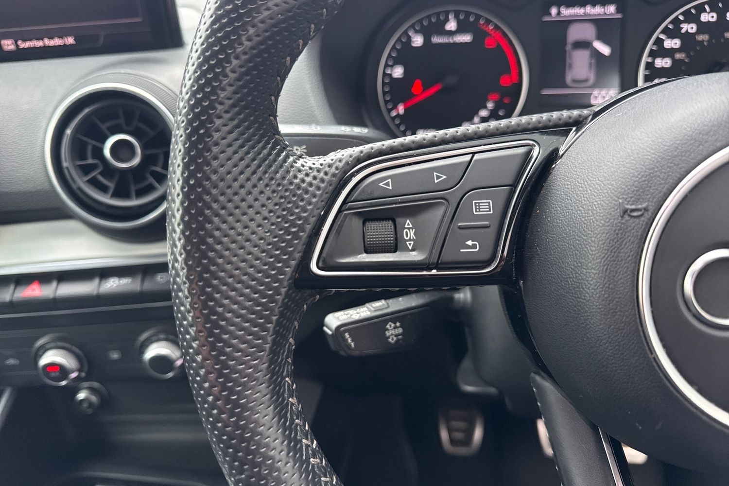 Used Audi Q2 2020 for sale - 77382907: Photo 41