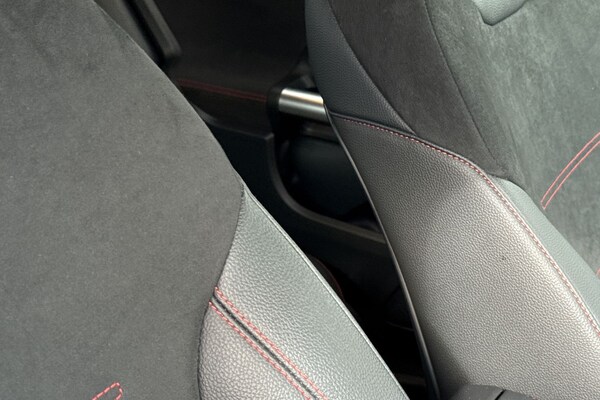 Used Mercedes-Benz GLA 2024 for sale - 76148919: Photo 37