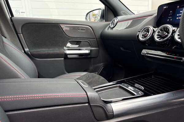 Used Mercedes-Benz GLA 2024 for sale - 76148919: Photo 61