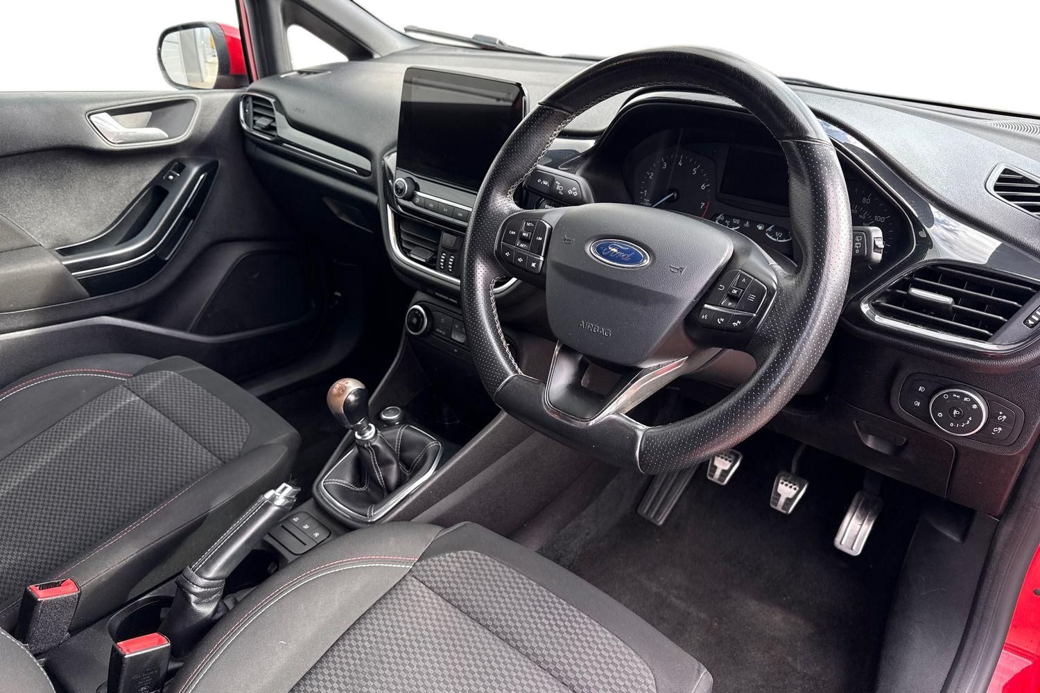 Used Ford Fiesta 2017 for sale - 76401682: Photo 14