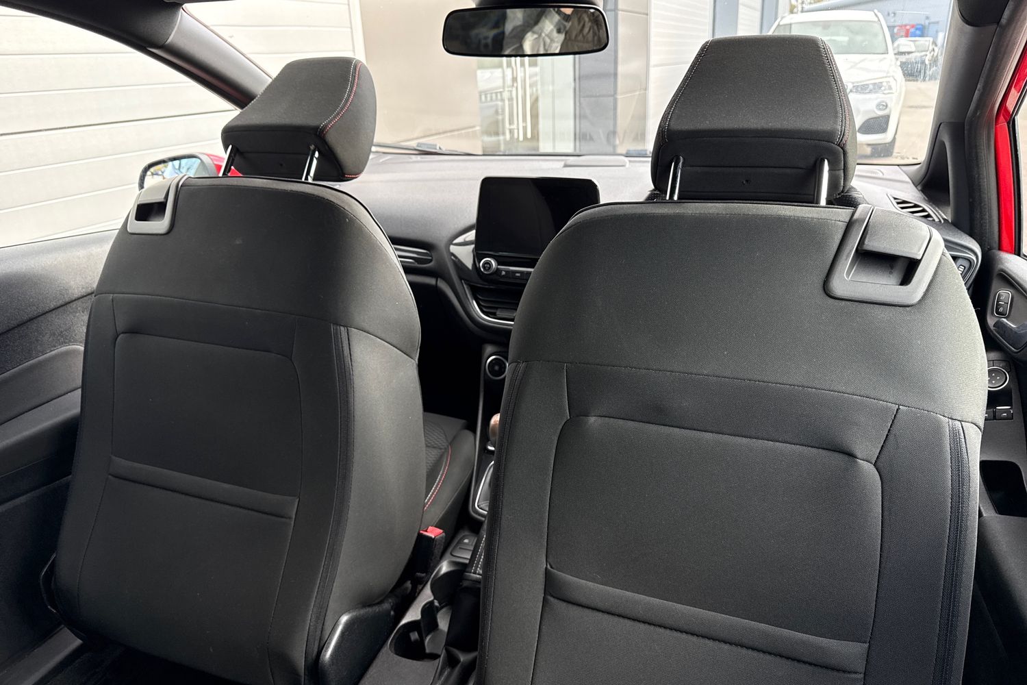 Used Ford Fiesta 2017 for sale - 76401682: Photo 33