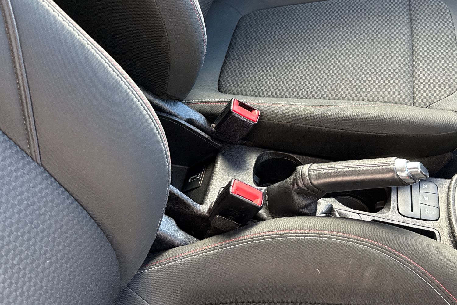 Used Ford Fiesta 2017 for sale - 76401682: Photo 42