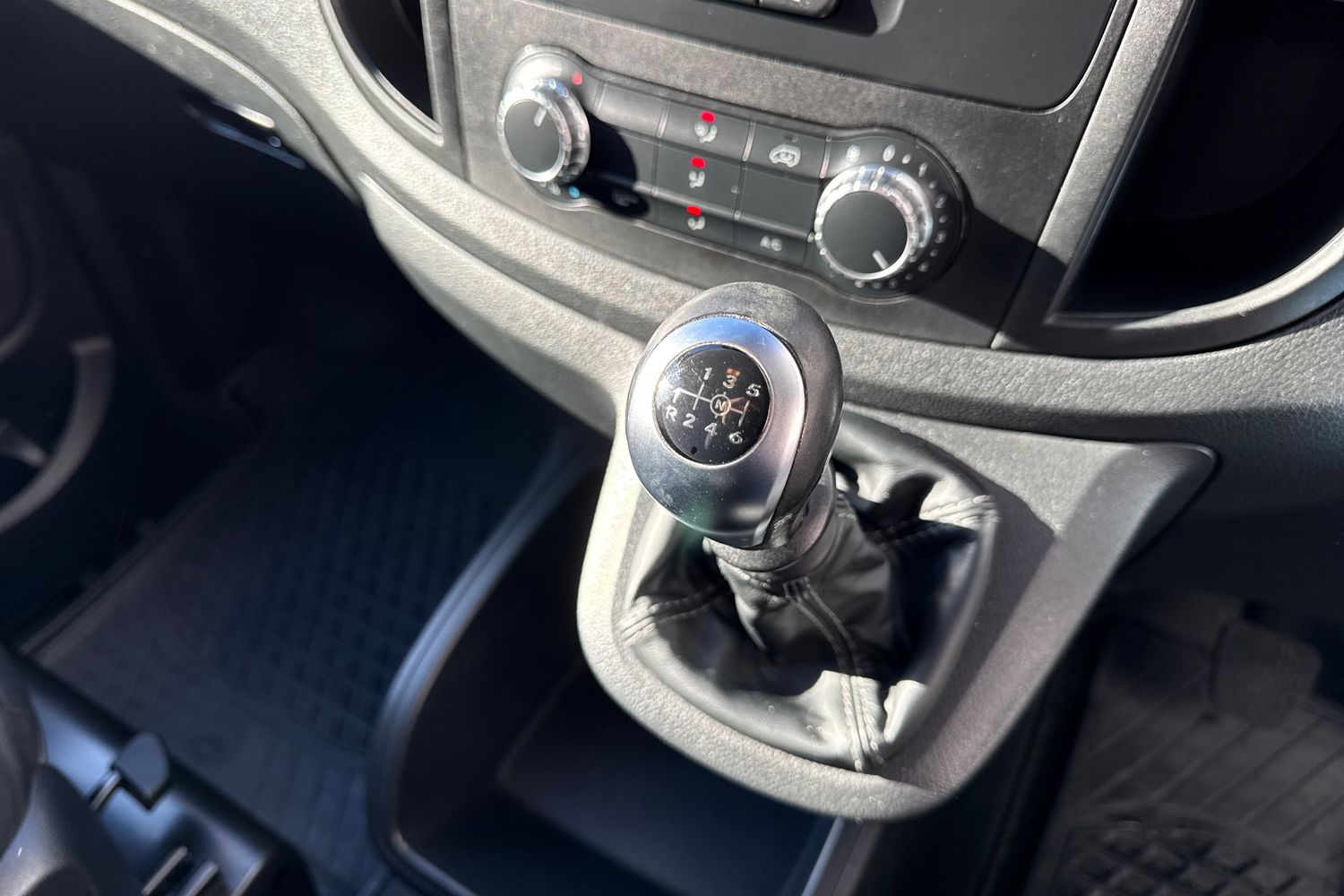 Used Mercedes-Benz Vito 2016 for sale - 76662262: Photo 23