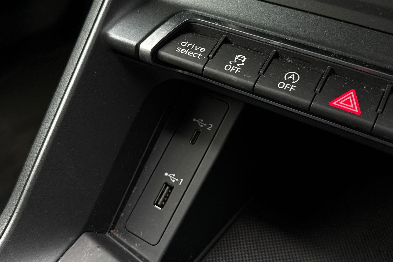 Used Audi Q3 2020 for sale - 77463142: Photo 43