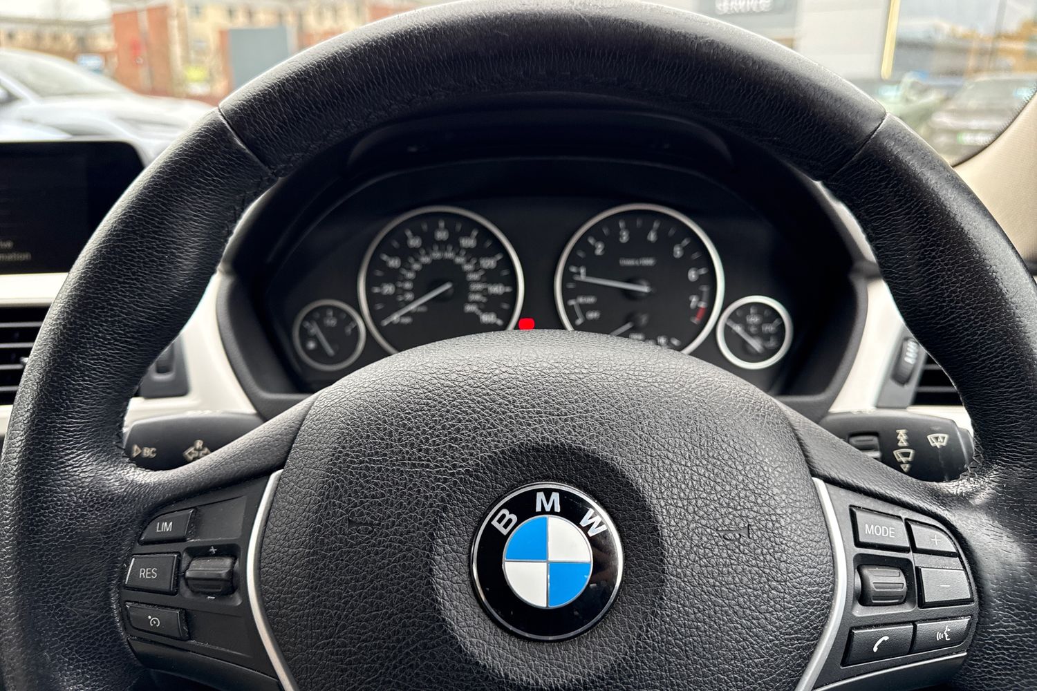 Used BMW 4 Series 2017 for sale - 77675108: Photo 32