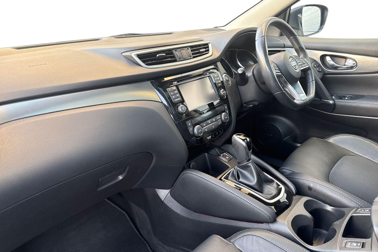 Used Nissan Qashqai 2017 for sale - 76617093: Photo 15