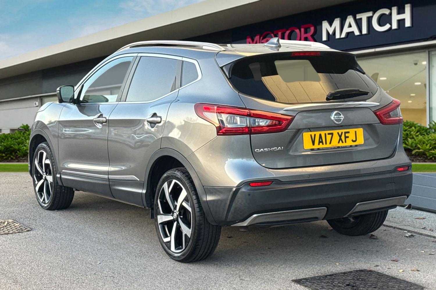 Used Nissan Qashqai 2017 for sale - 76617093: Photo 2