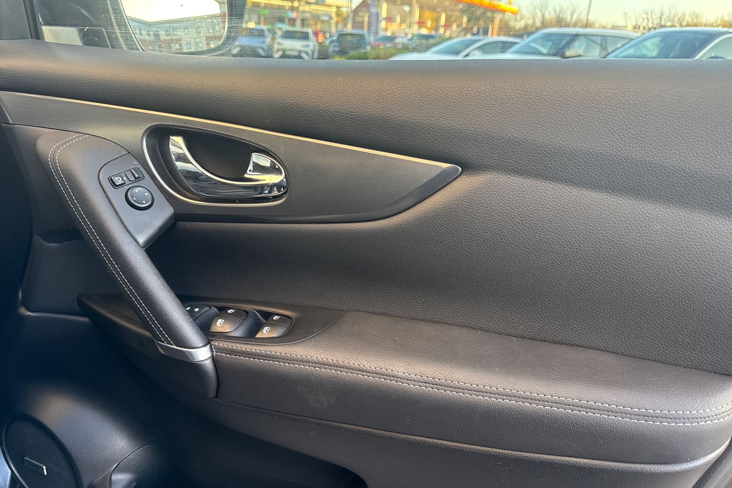 Used Nissan Qashqai 2017 for sale - 76617093: Photo 21