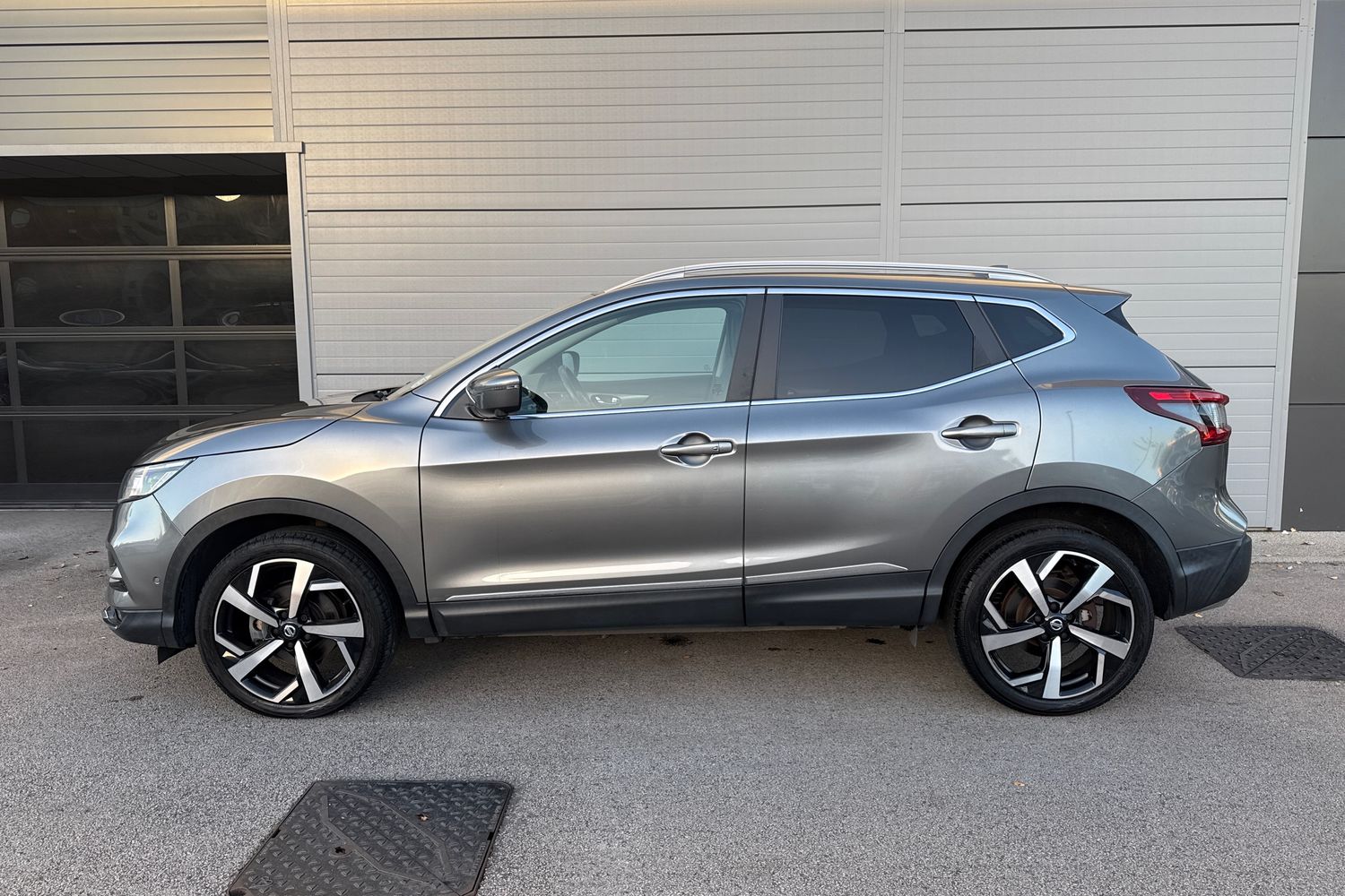 Used Nissan Qashqai 2017 for sale - 76617093: Photo 31
