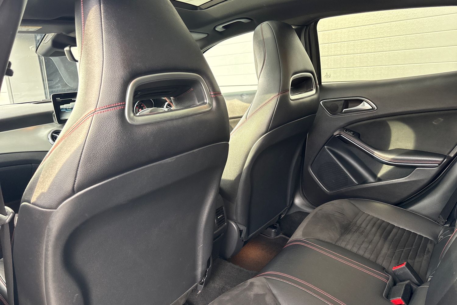 Used Mercedes-Benz GLA 2017 for sale - 76529274: Photo 35