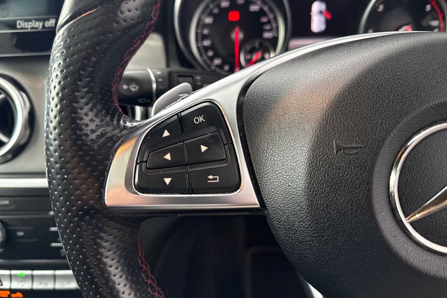 Used Mercedes-Benz GLA 2017 for sale - 76529274: Photo 50