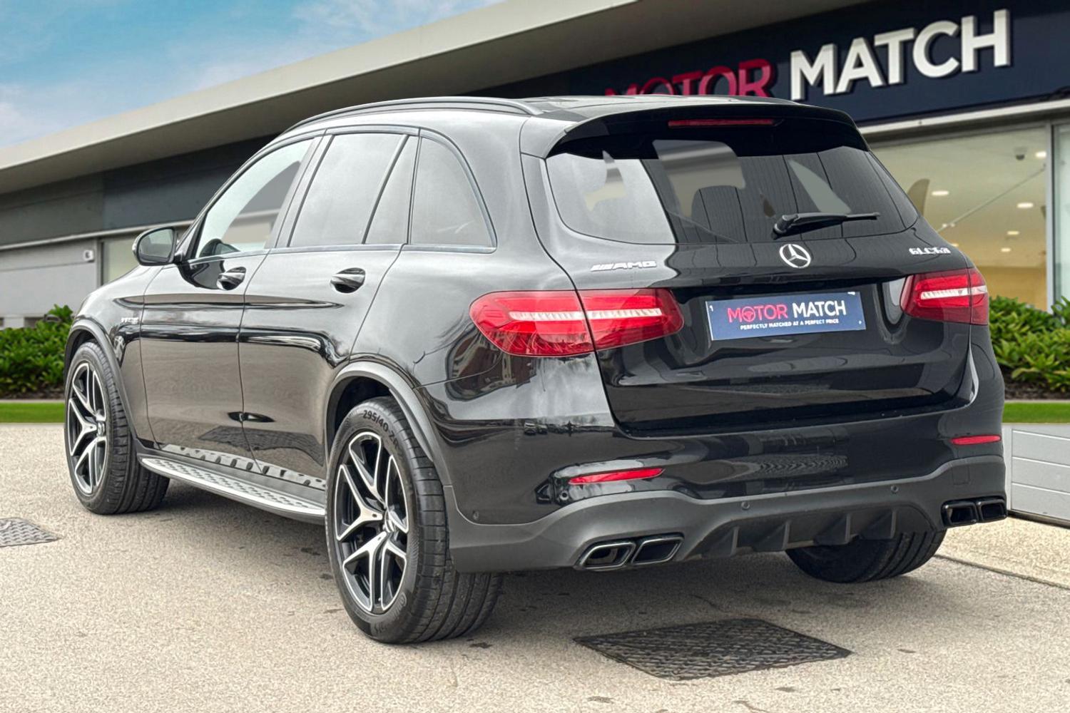 Used Mercedes-Benz GLC 2019 for sale - 77515126: Photo 2