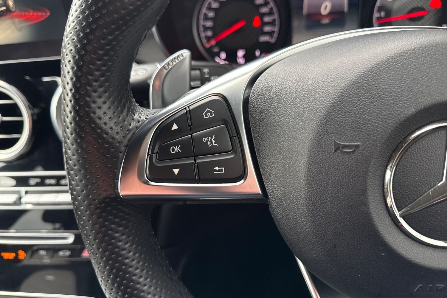 Used Mercedes-Benz GLC 2019 for sale - 77515126: Photo 53