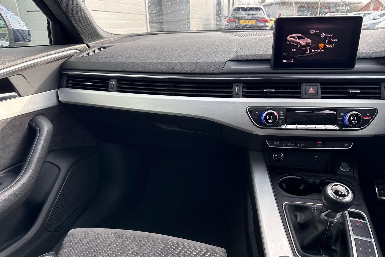 Used Audi A4 2018 for sale - 77463121: Photo 14