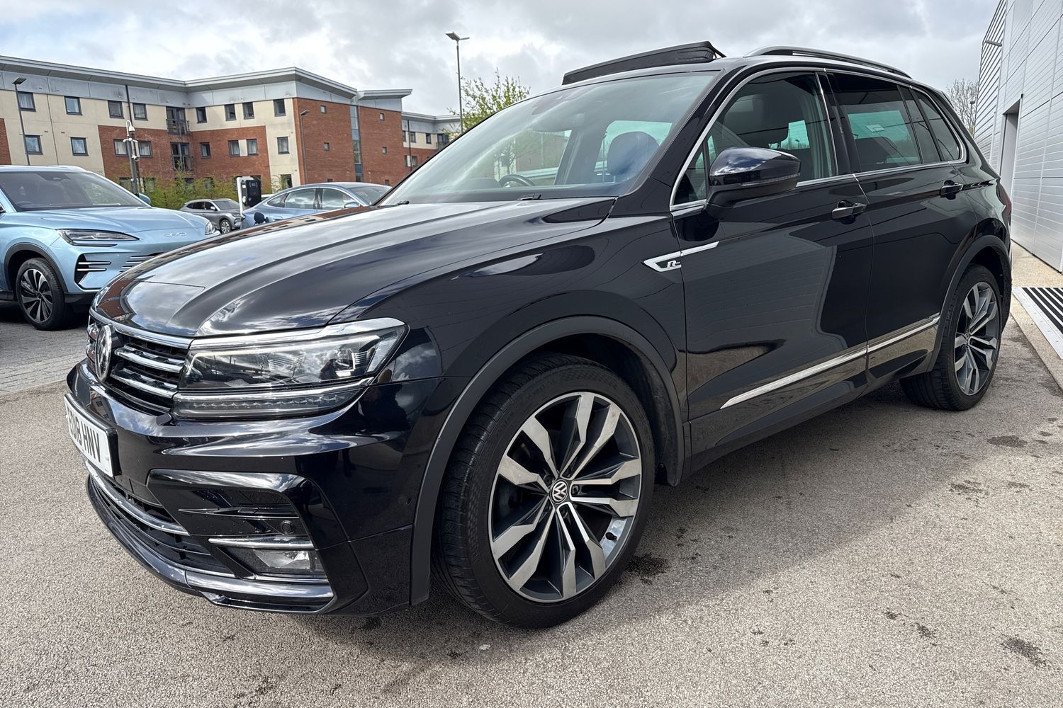 Used Volkswagen Tiguan 2018 for sale - 78016321: Photo 31