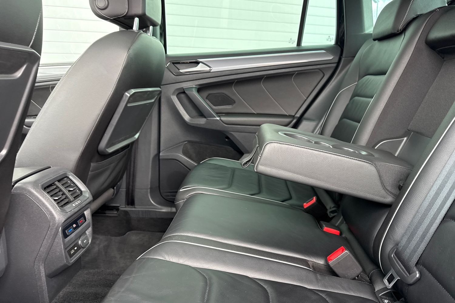 Used Volkswagen Tiguan 2018 for sale - 78016321: Photo 37