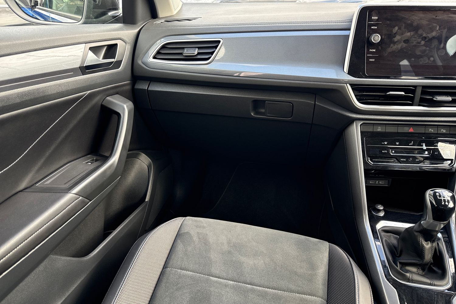 Used Volkswagen T-Roc 2023 for sale - 78097790: Photo 20