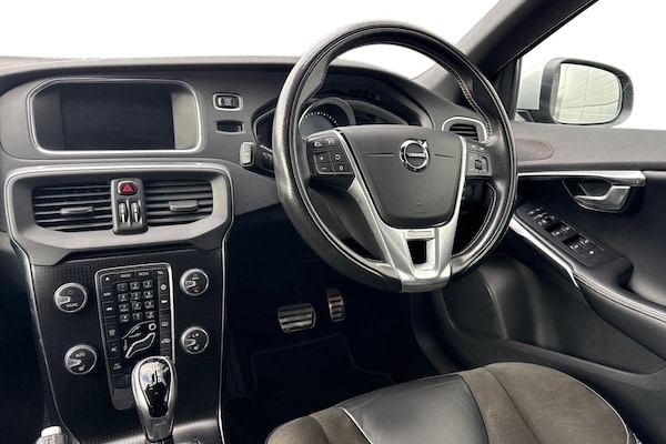 Used Volvo V40 2017 for sale - 76324053: Photo 18