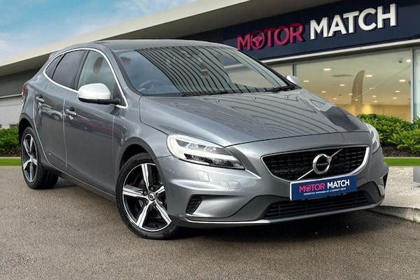 Used Volvo V40 2017 for sale - 76324053: Photo 1