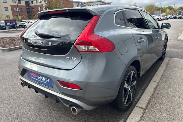 Used Volvo V40 2017 for sale - 76324053: Photo 29