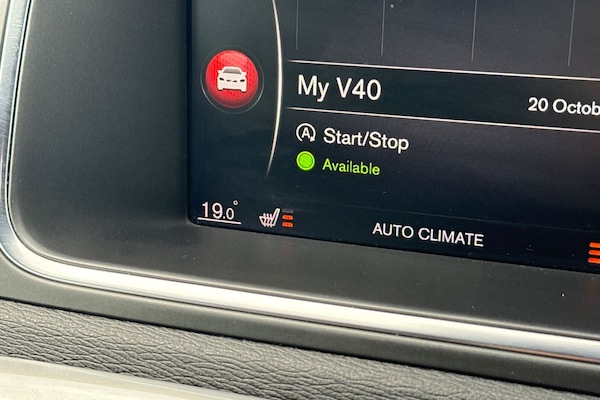 Used Volvo V40 2017 for sale - 76324053: Photo 49